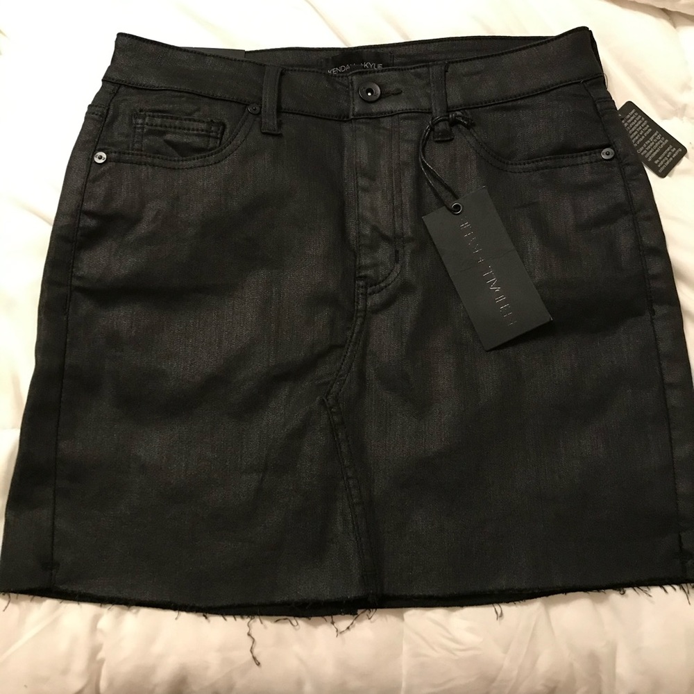 3/$20✨NWT Kendall & Kylie Black Denim Skirt